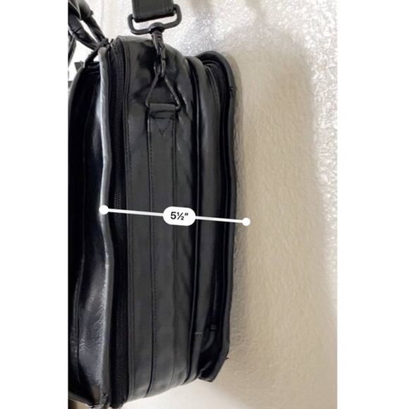 Tumi Black Leather Expandable Padded Laptop Briefcase Messenger Bag - Picture 7 of 12